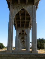 base of yaquina bay bridge