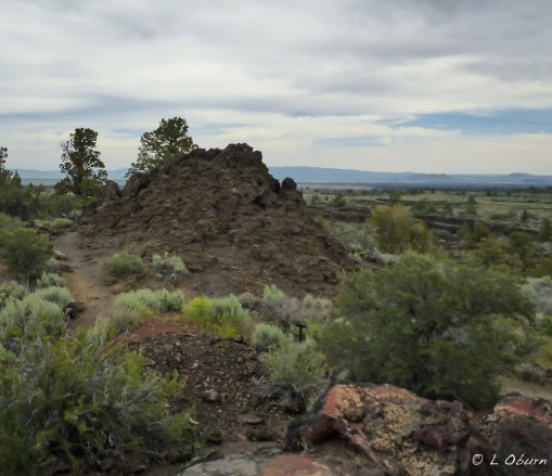 Fleener Chimneys, spatter cones that built up as hot gases threw globs of lava into the air